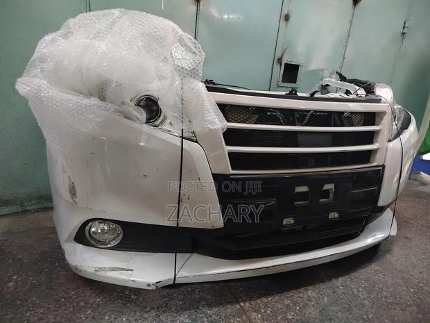 Noah 2015 Nosecut (Xenon) - main view
