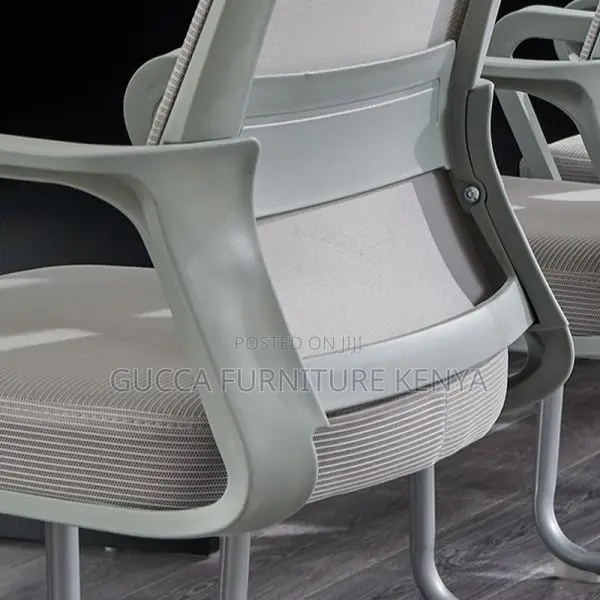 Office Chair:Modern Fixed Cantilever Reception Chair