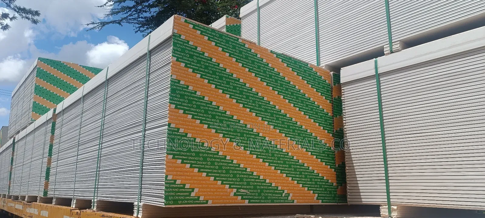 Lion King Gypsum Board (2.4*1.2m)