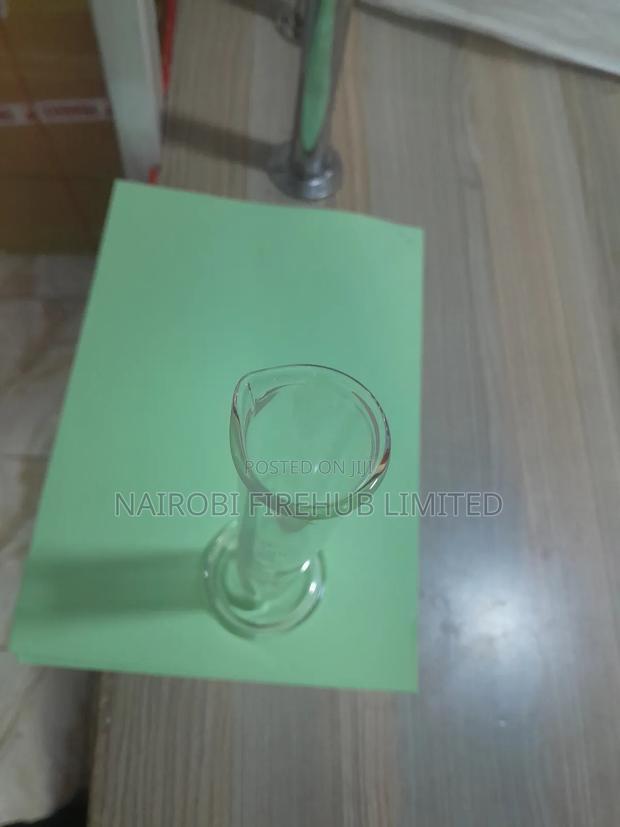 Measuring Cylinder 100ml School Lab - thumbnail 2