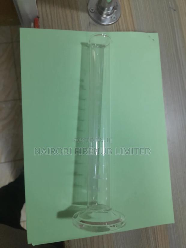 Measuring Cylinder 100ml School Lab - thumbnail 3