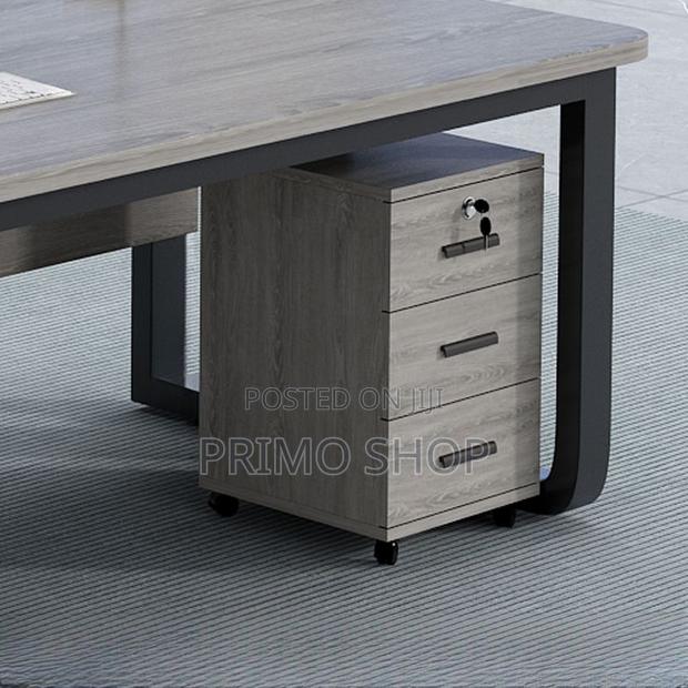 Office Cabinet; 3 Drawer Strong Moving Office Cabinet - thumbnail 4