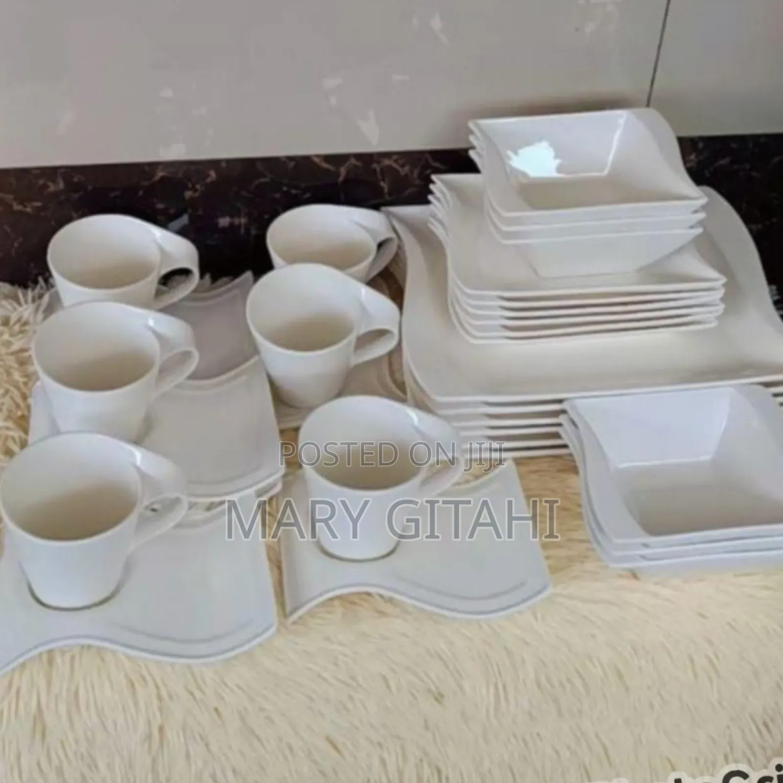 Wavy Dinner Set 
30pcs Set