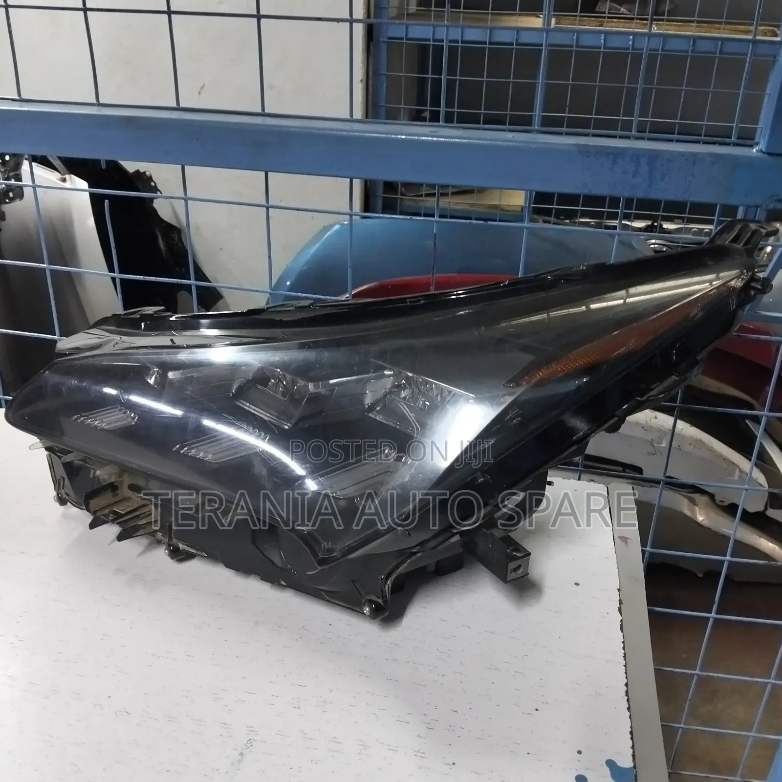 Lexus Nx 2015 Headlight