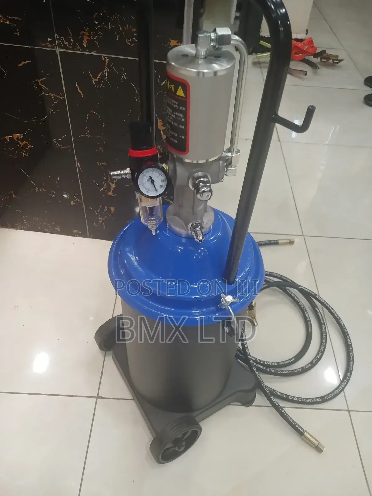 12 Litres Oiling Bucket