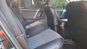 Toyota Land Cruiser Prado 2011 Black