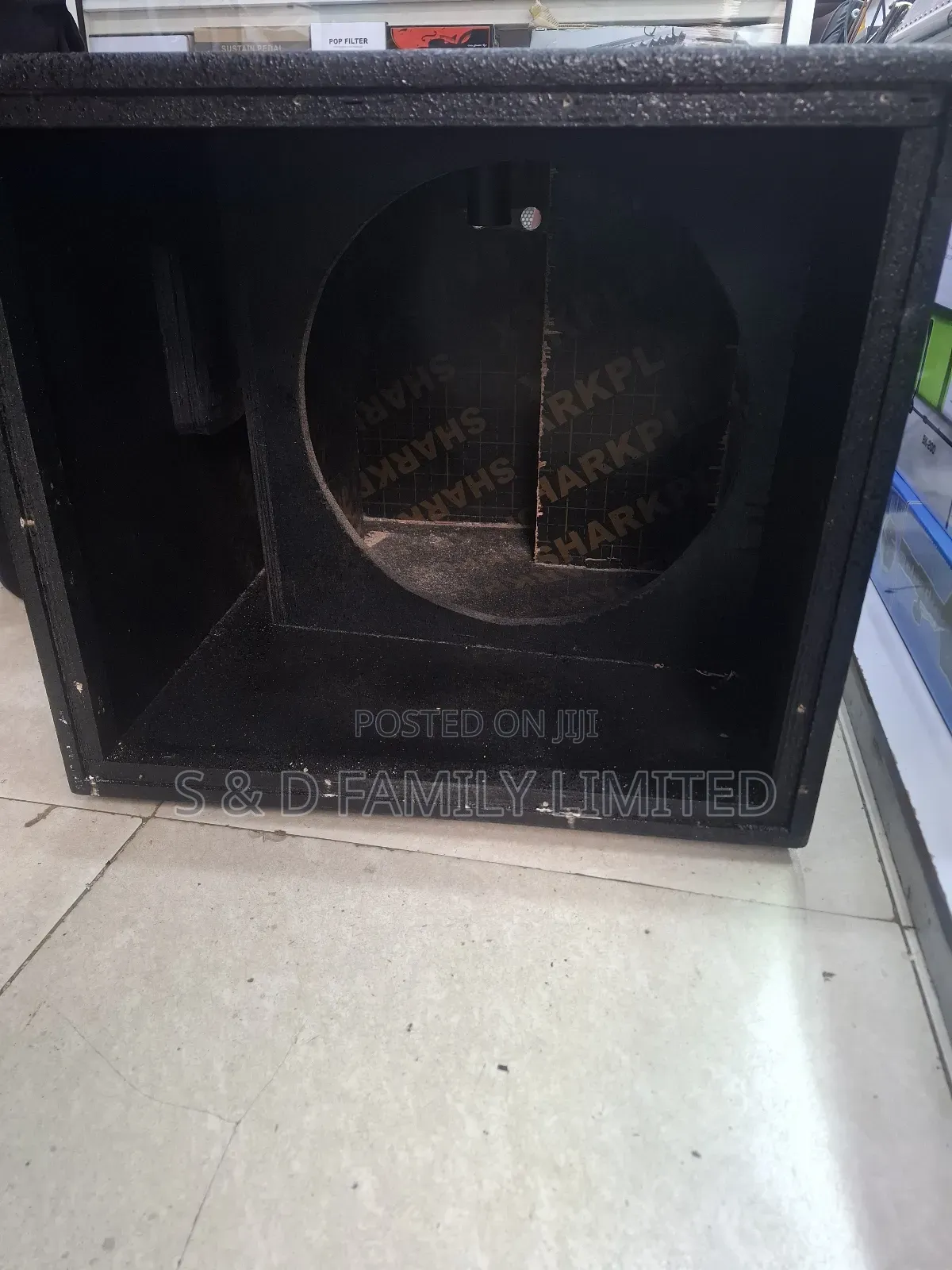 Reverse Bass Speaker Cabinet