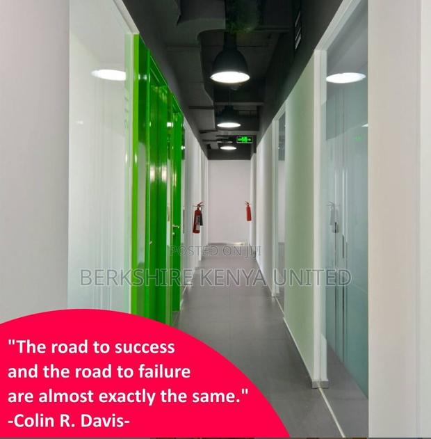 Team Work Offices-thrive In A Supporting Community-office - thumbnail 2