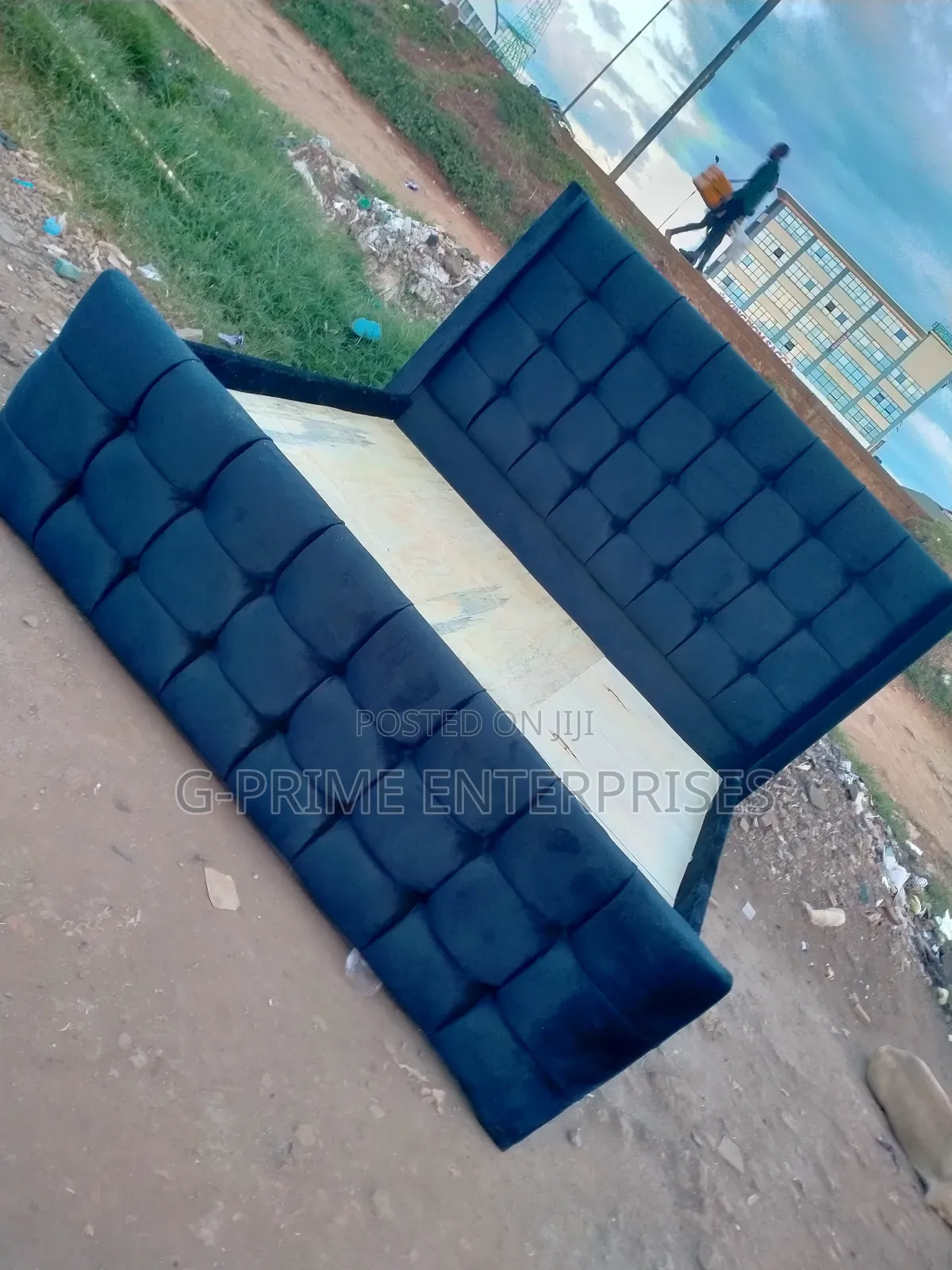 Black Tufted Modern Bed