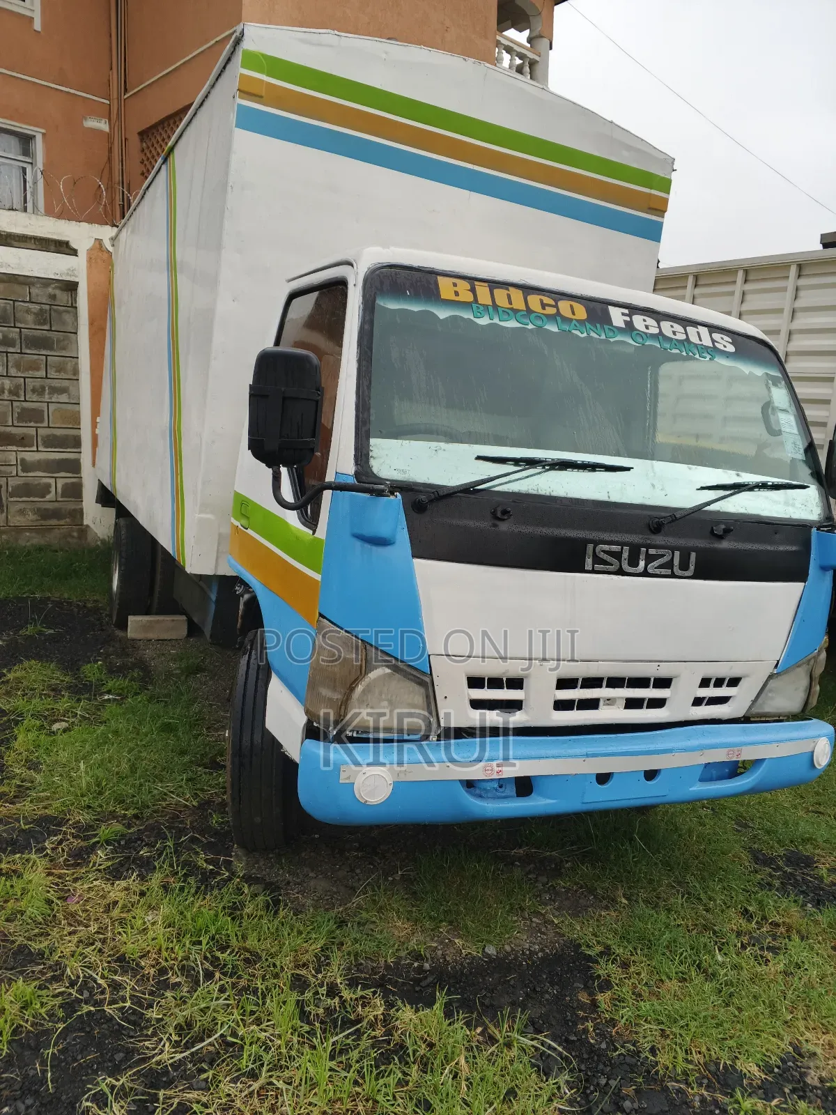 Isuzu NPR 4.3