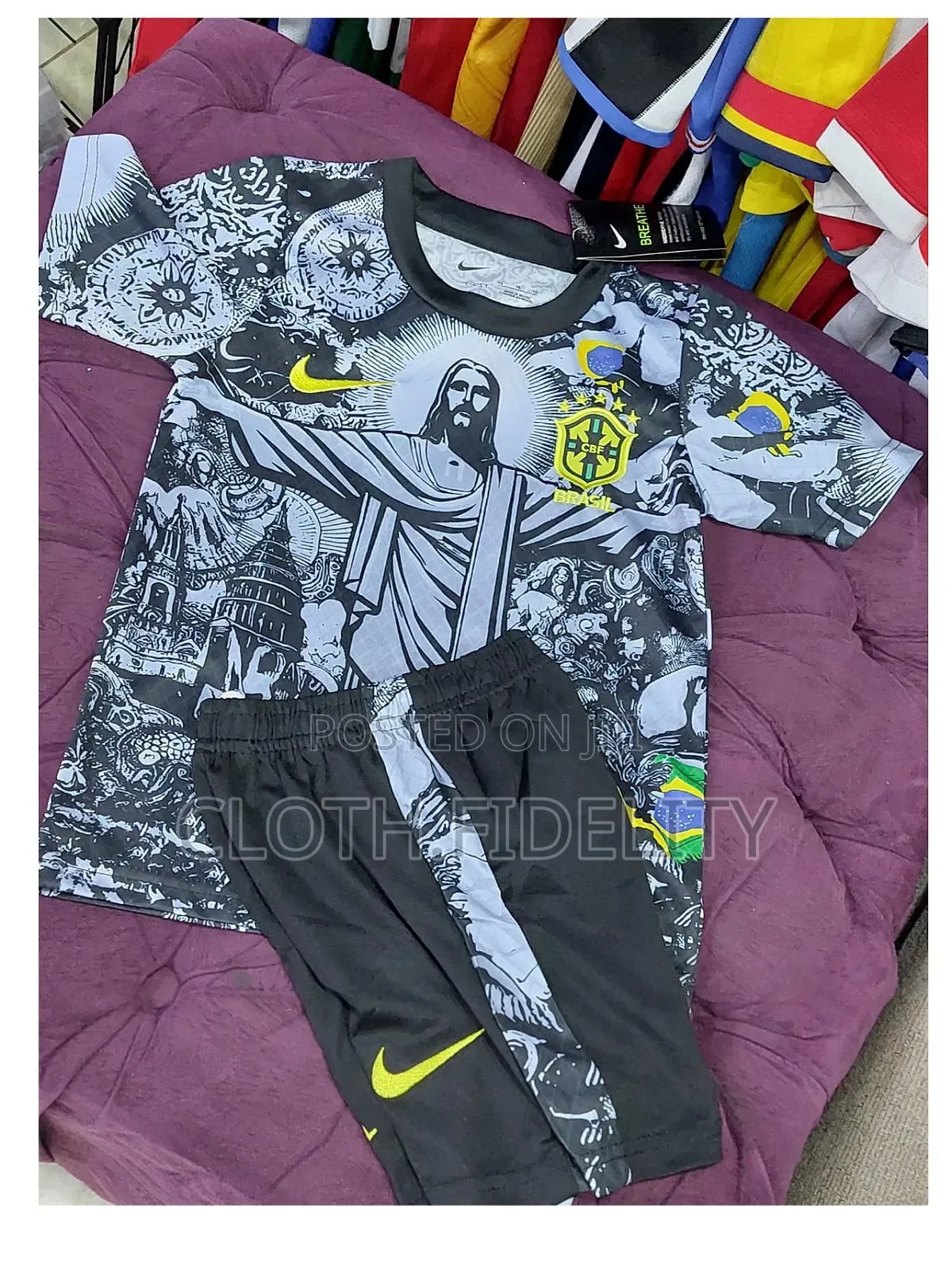 Brazil Redeemer Kids Kit 24/25.