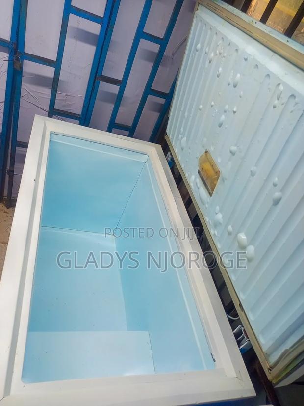 Well Maintained Deep Freezer Fridge - thumbnail 7