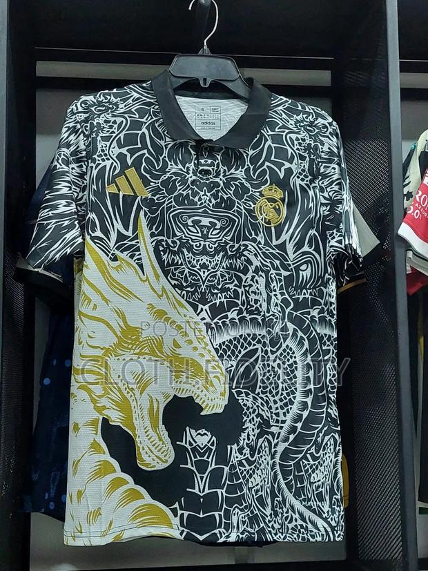 Real Madrid Special Edition Kit. - main view