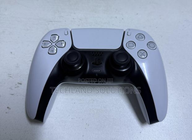 Well Used Dualsense 5 Controller - main view