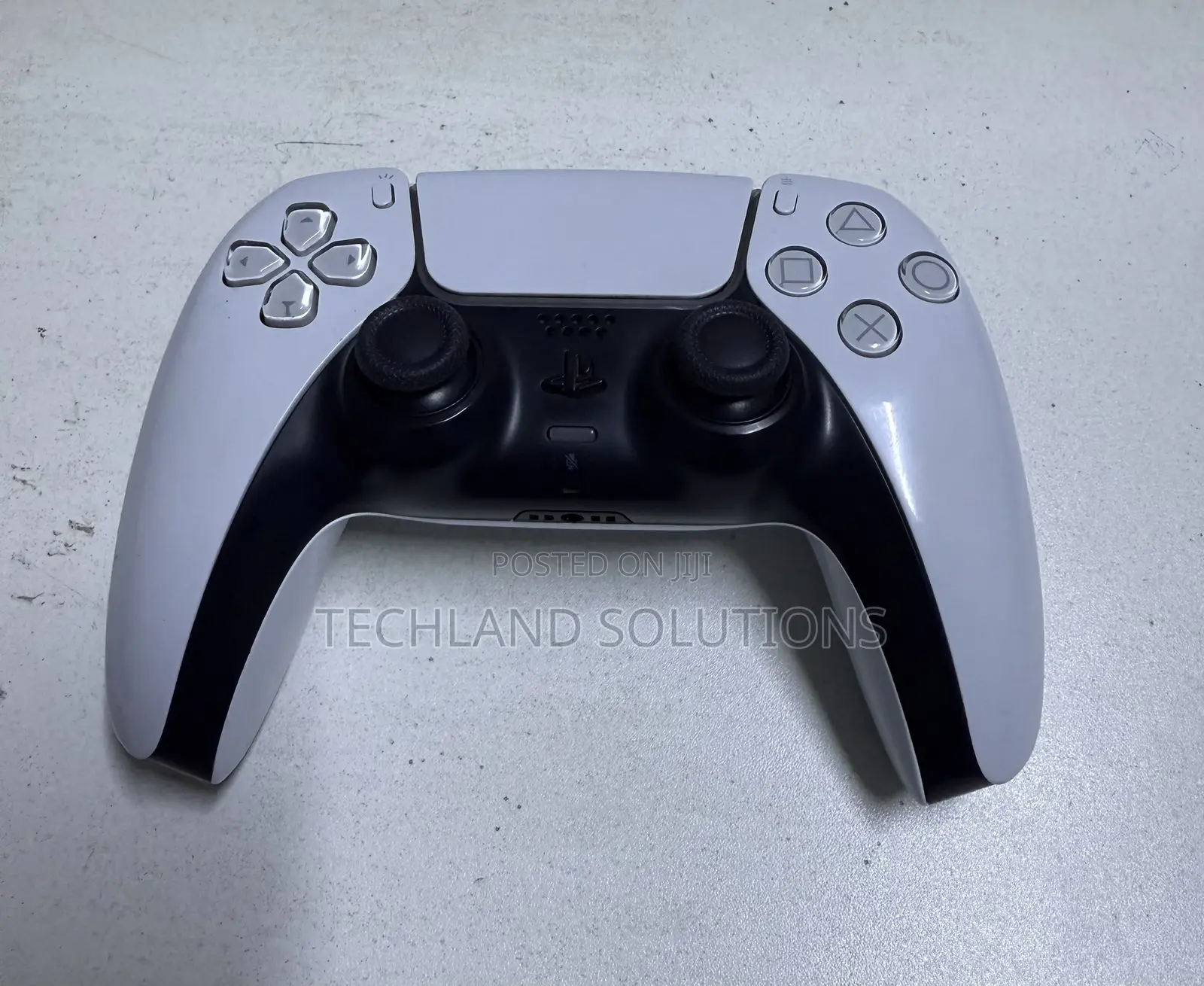 Well Used Dualsense 5 Controller