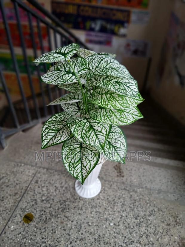 Artificial Flower Pot - thumbnail 2