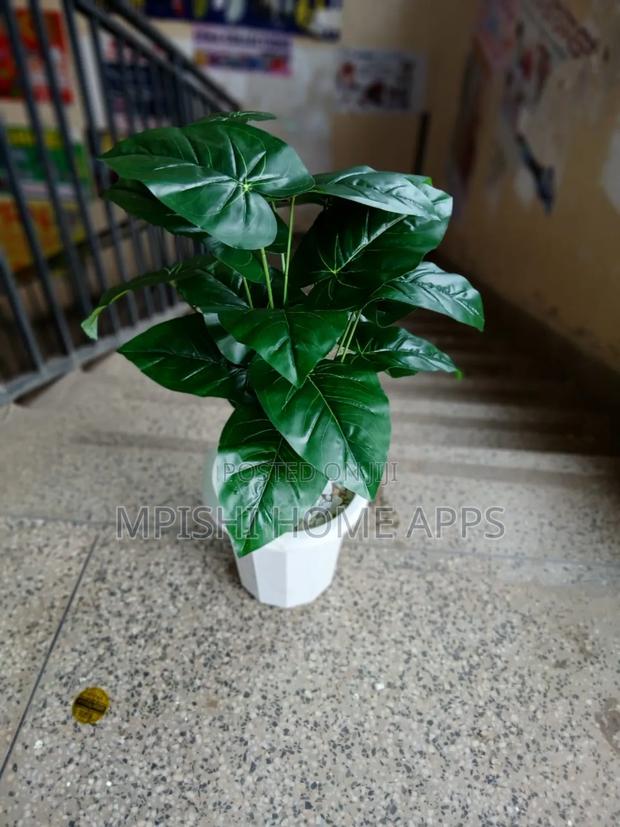 Artificial Flower Pot - thumbnail 3