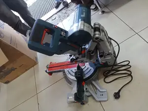 Heavy Duty Bosch Professional Mitre Saw GCM 12 GDL