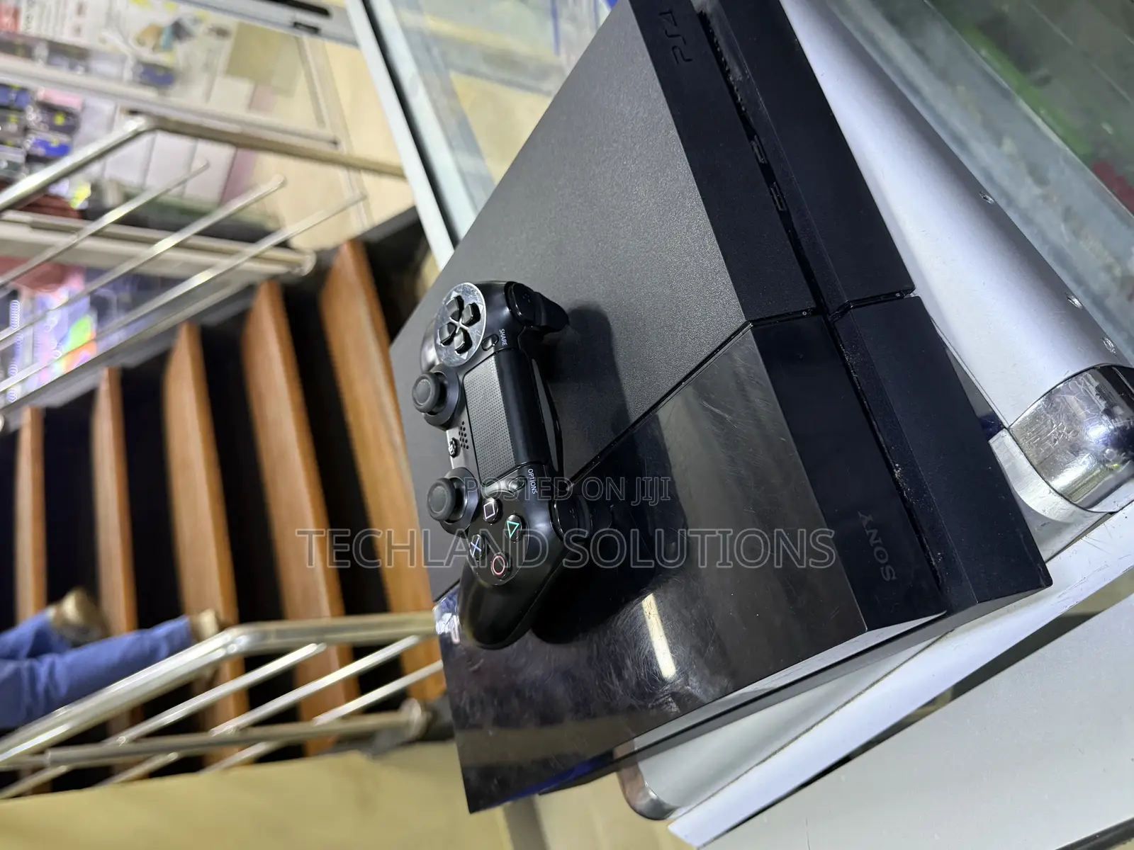Nearly New Playstation 4 Standard