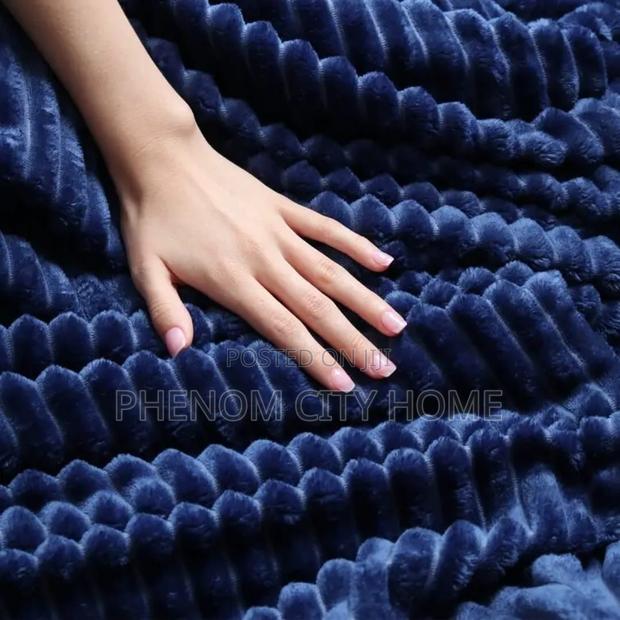 Soft Plain Fleece Velvet Throw Blankets - thumbnail 2