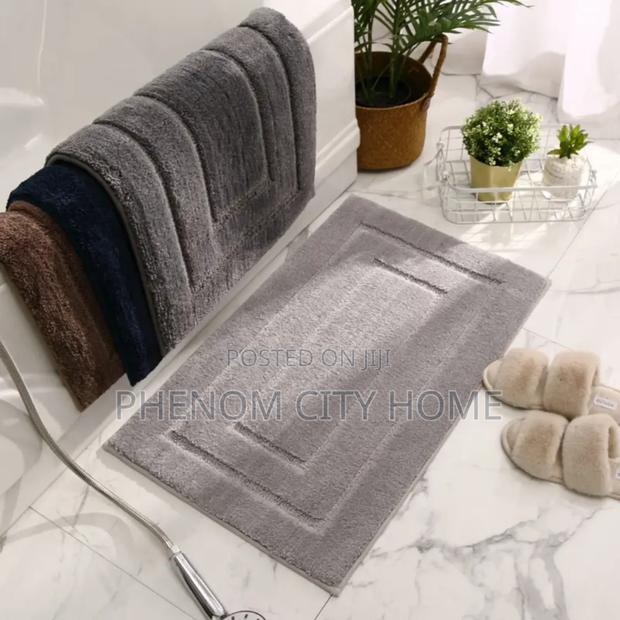 Fluffy Plain Colored Flocking Mats Available - thumbnail 2