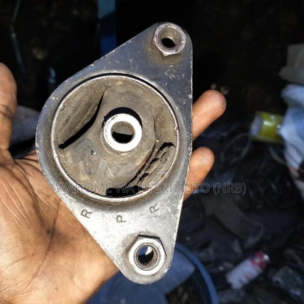 Gear Mounting Nissan Vannete - thumbnail 3