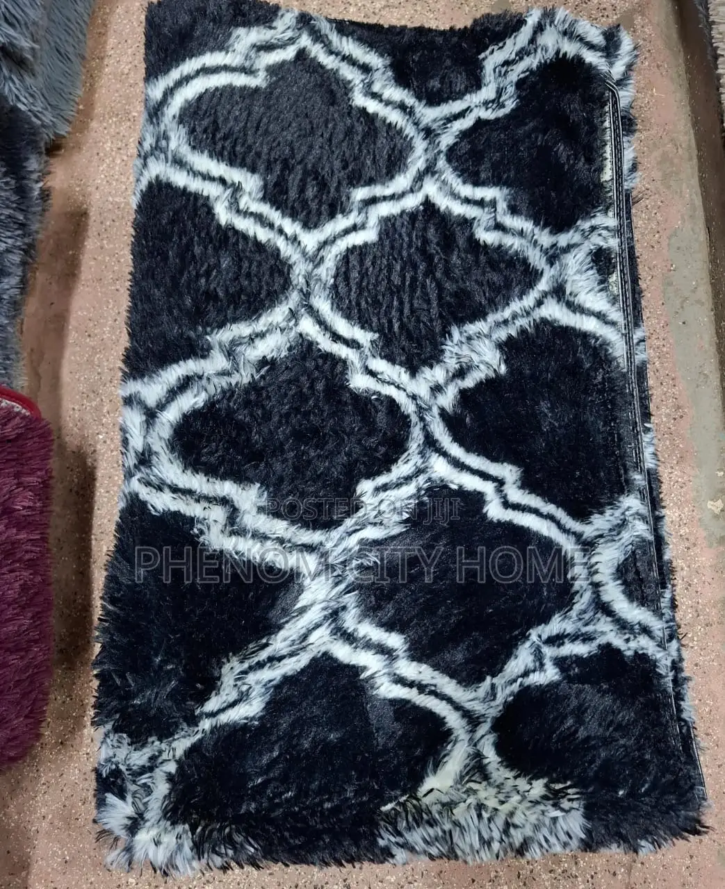Soft Patterned Fluffy Carpets Available