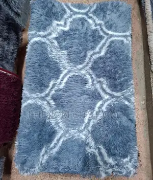Cozy Patterned Fluffy Carpets Available