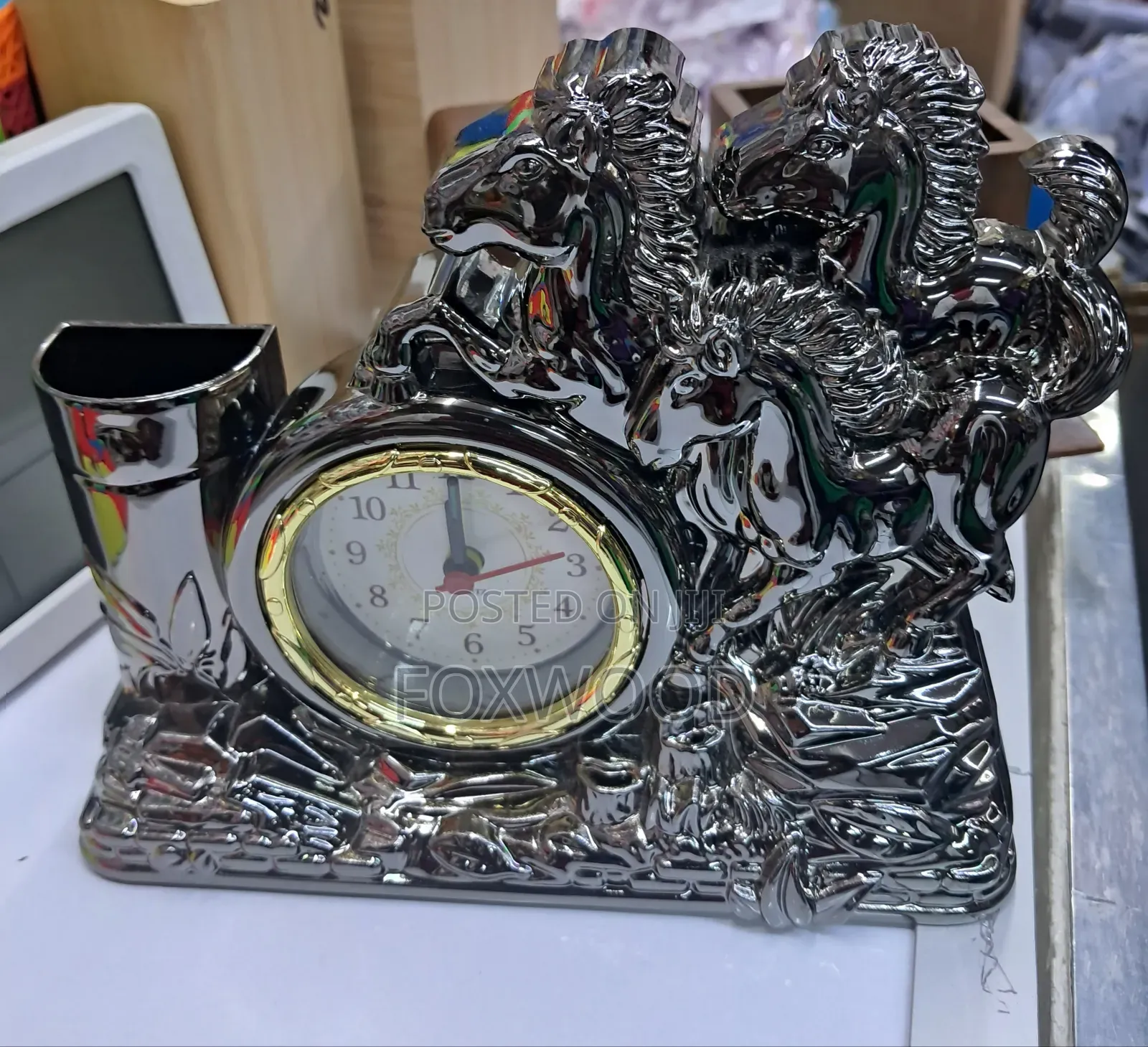 Timona Wooden Desk Clock