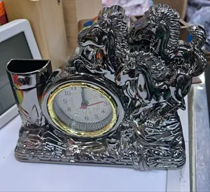 Timona Wooden Desk Clock