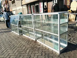 Curved Display Showcase