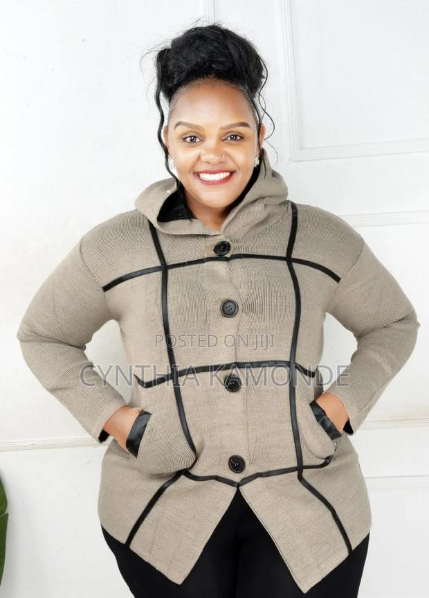 Super Sweater - thumbnail 4
