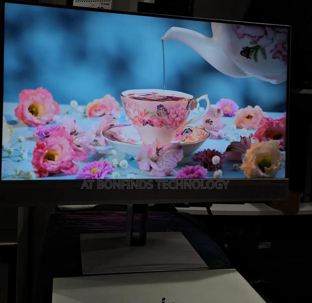 Hp E243m 
24 Inch Frameless 
Hdmi
Display Port
Vga - thumbnail 3