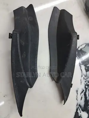 Windscreen Finisher Mazda Demio 2015