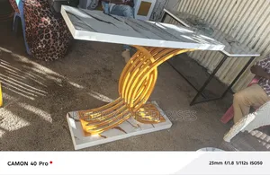 Modern Metallic Consal Table Top Marble
