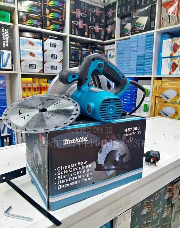 71⁄2" Makita Circular Saw - main view