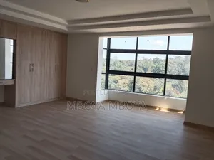 4bdrm Apartment in Parklands for rent