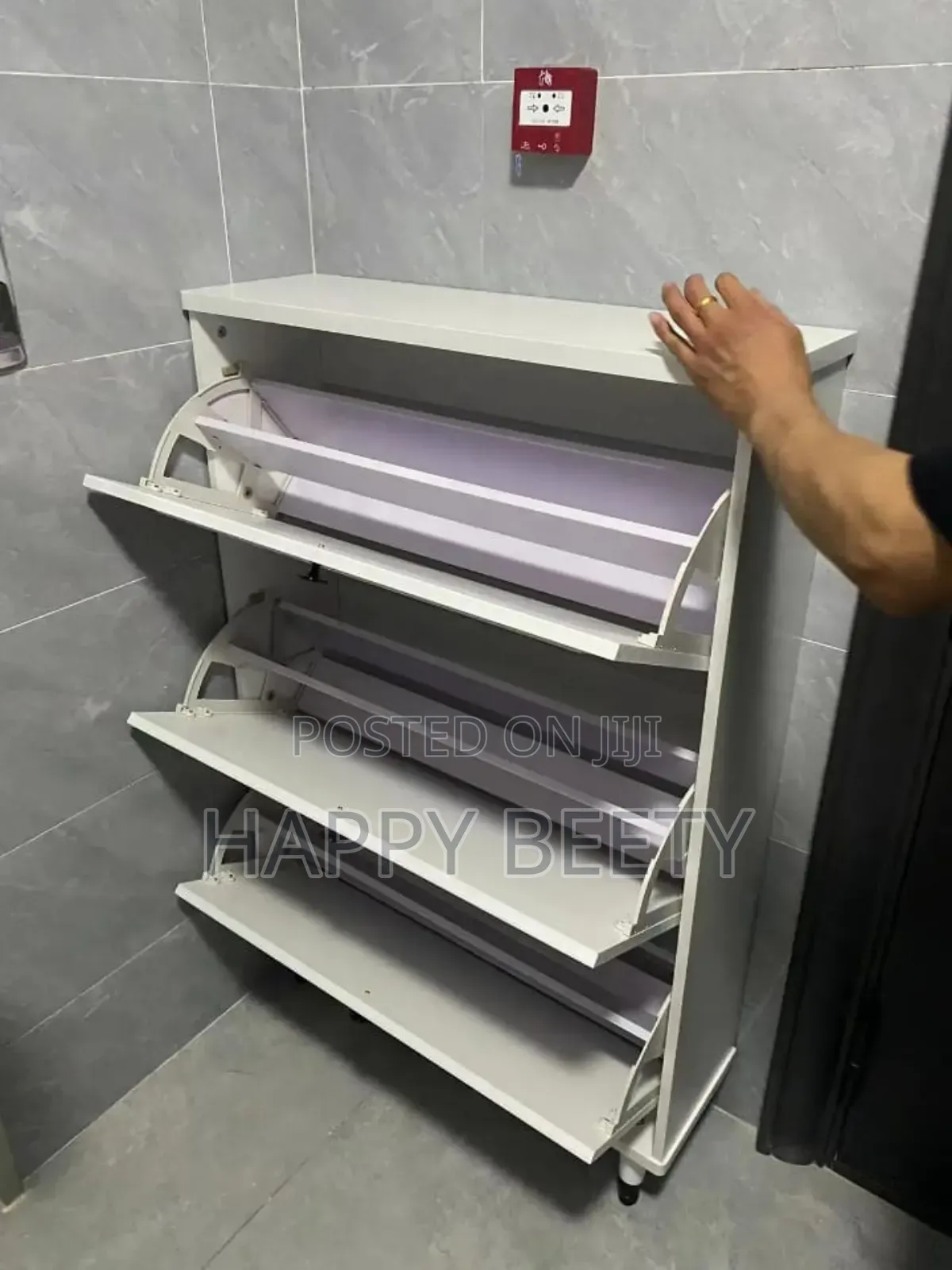 Modern Luxury Shoe Cabinet
