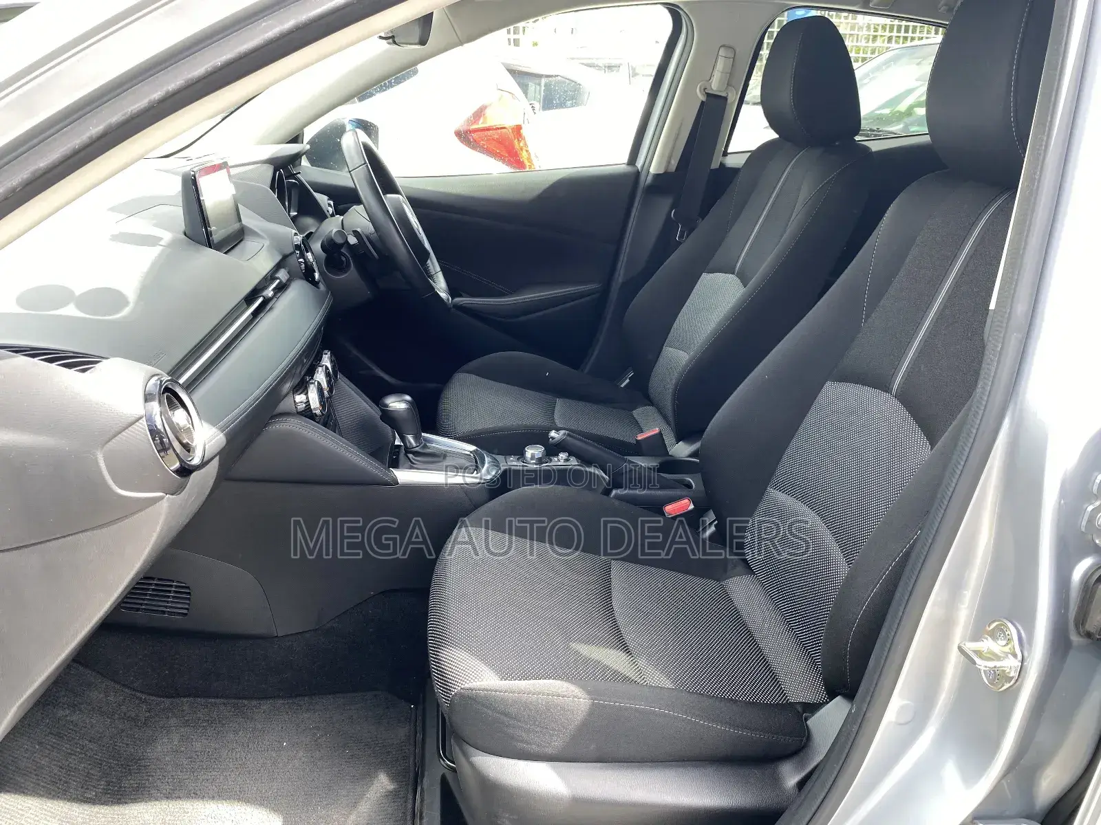 Mazda Demio 2018 Silver