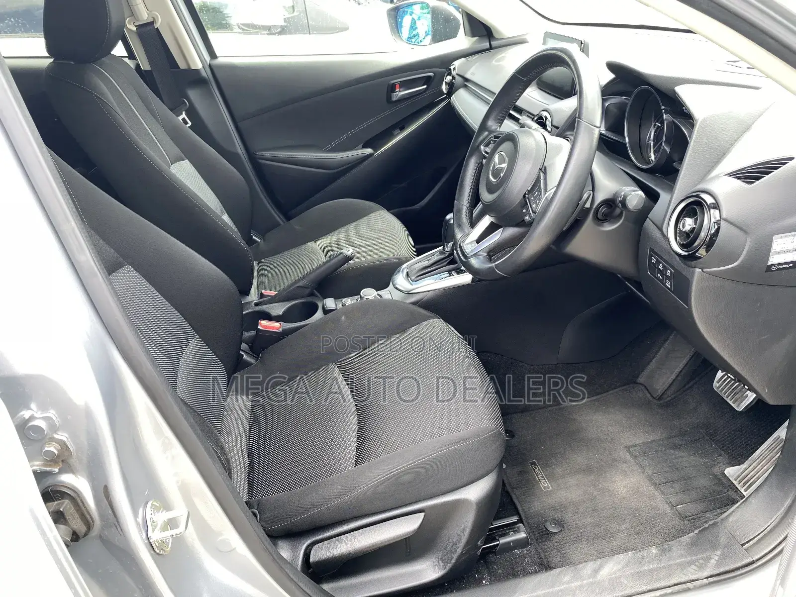 Mazda Demio 2018 Silver