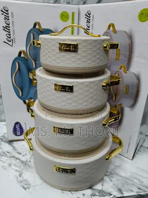 A Aet of 4 Leatherlike Feel Hotpots-