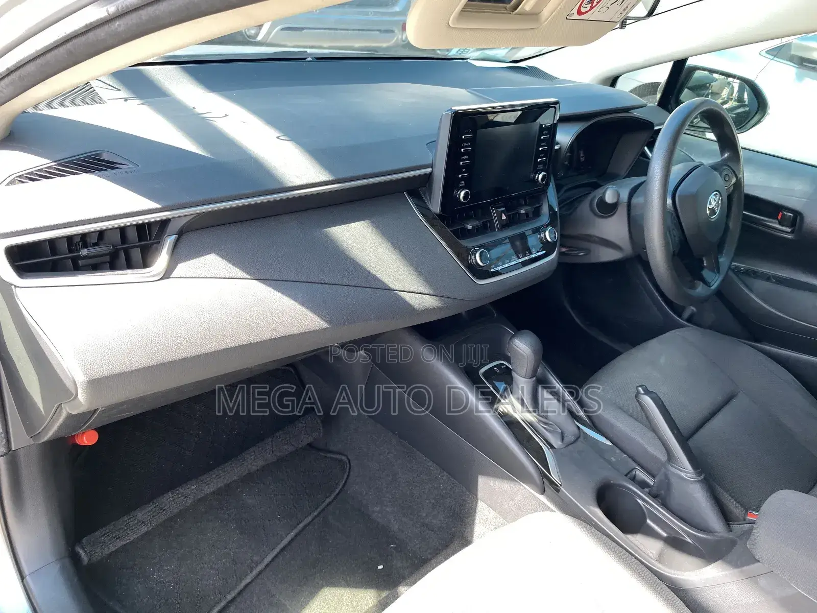 Toyota Corolla 2019 Silver