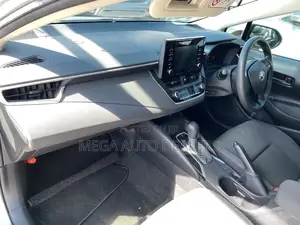 Toyota Corolla 2019 Silver