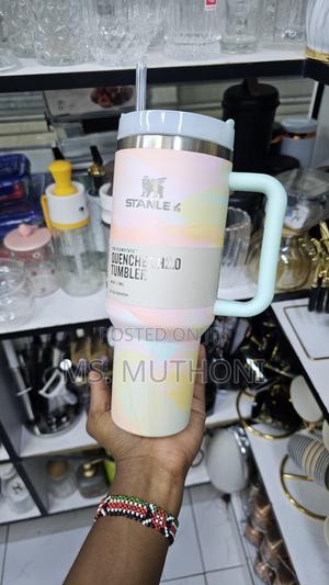 Rainbow Marble Travel Mug ( Og Stanley ) - thumbnail 2