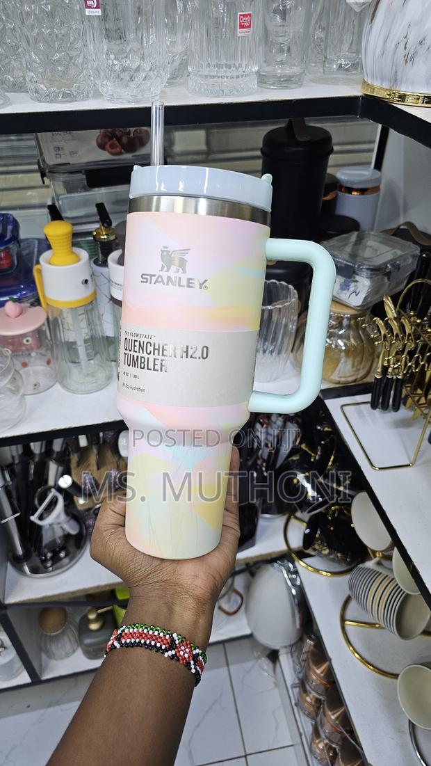 Rainbow Marble Travel Mug ( Og Stanley ) - thumbnail 3