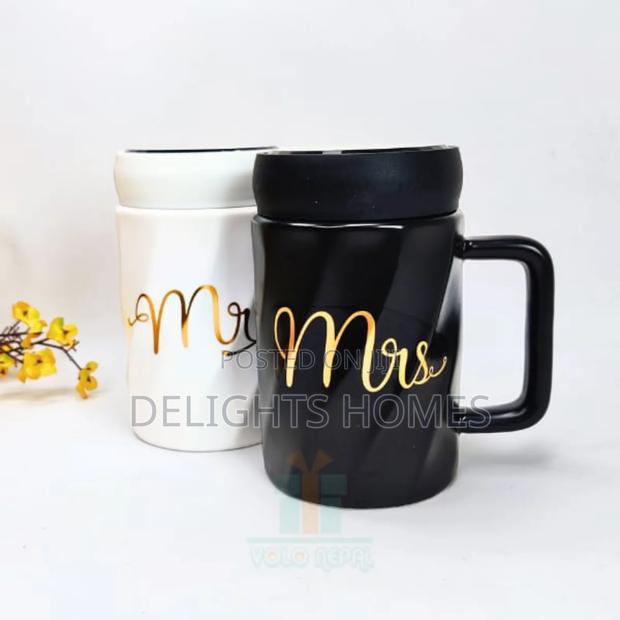Fancy Couple Cups Branded Mr Mrs King Queen - main view