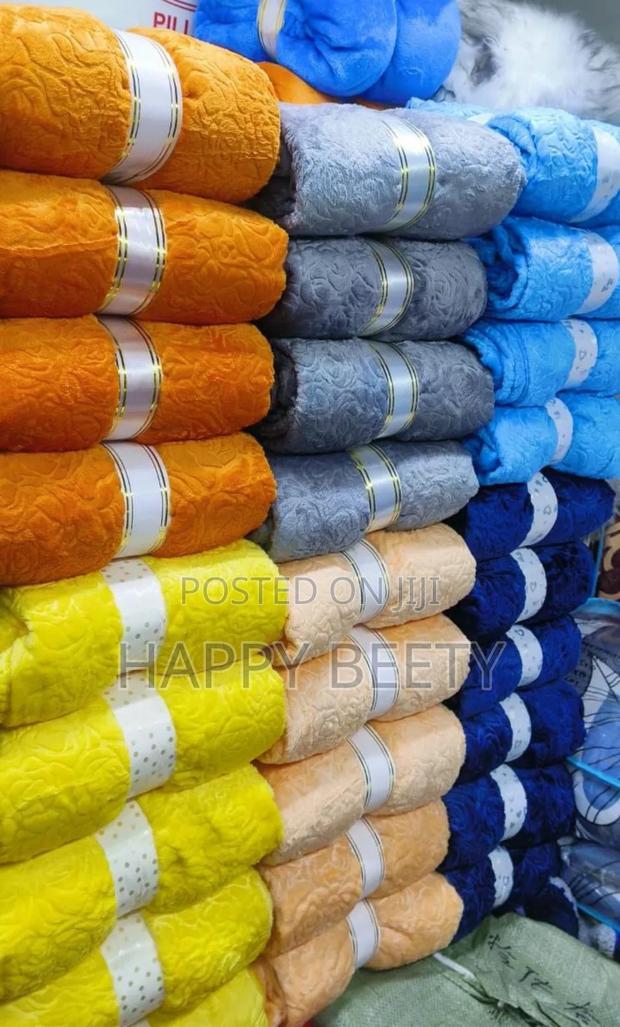 Geometric Pattern Soft Fleece Blankets - main view