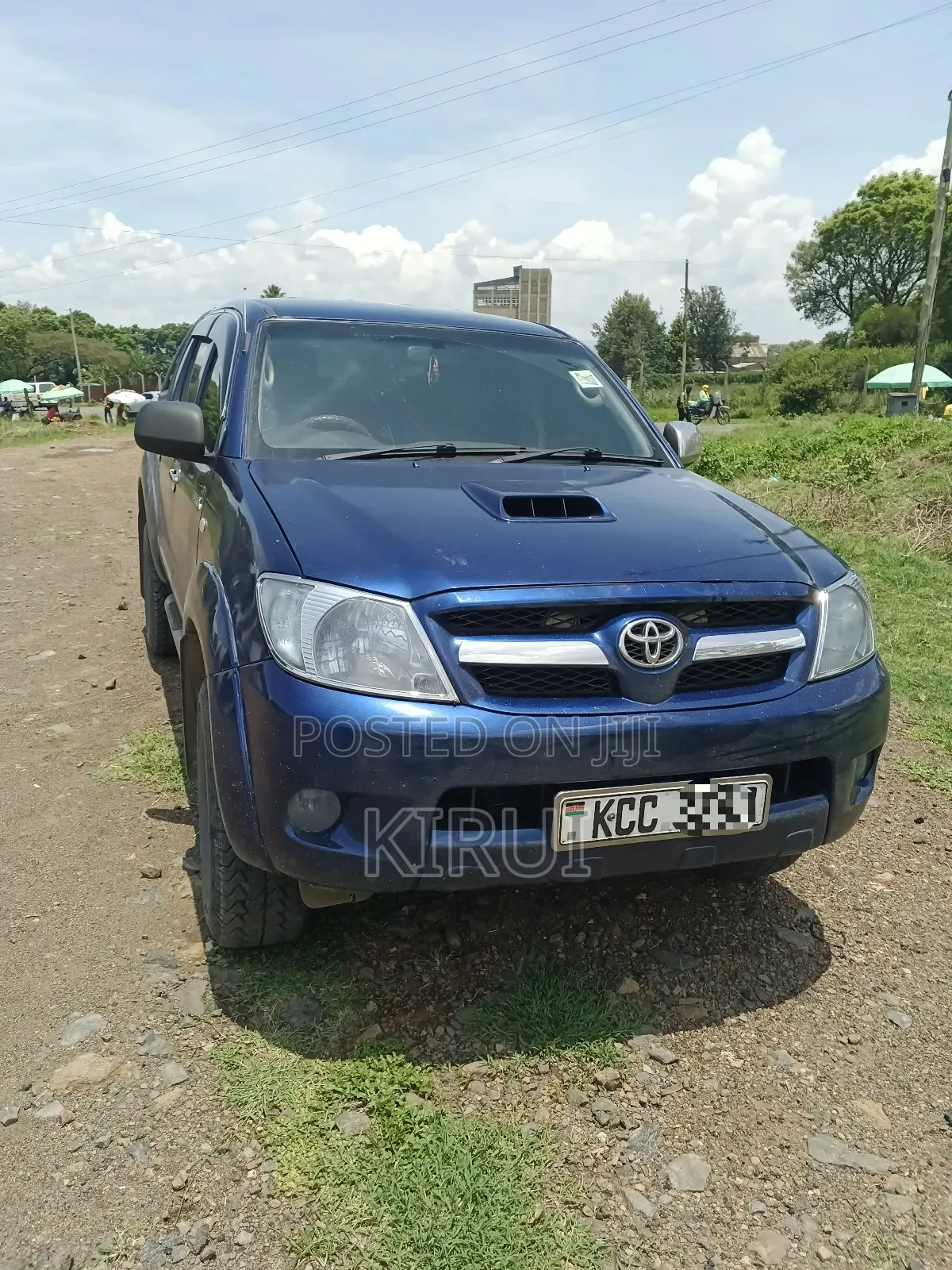 Toyota Hilux 2010 Blue
