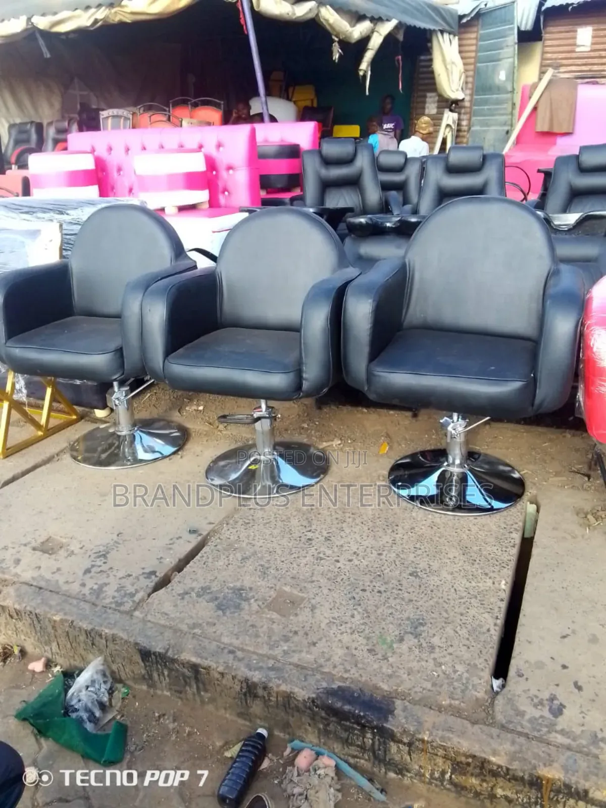 Salon Styling Seat With Hydraulic Pump
