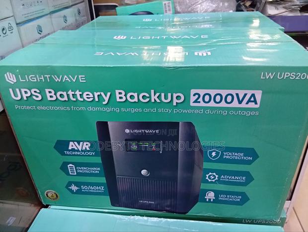 Lightwave 2000va Ups - main view